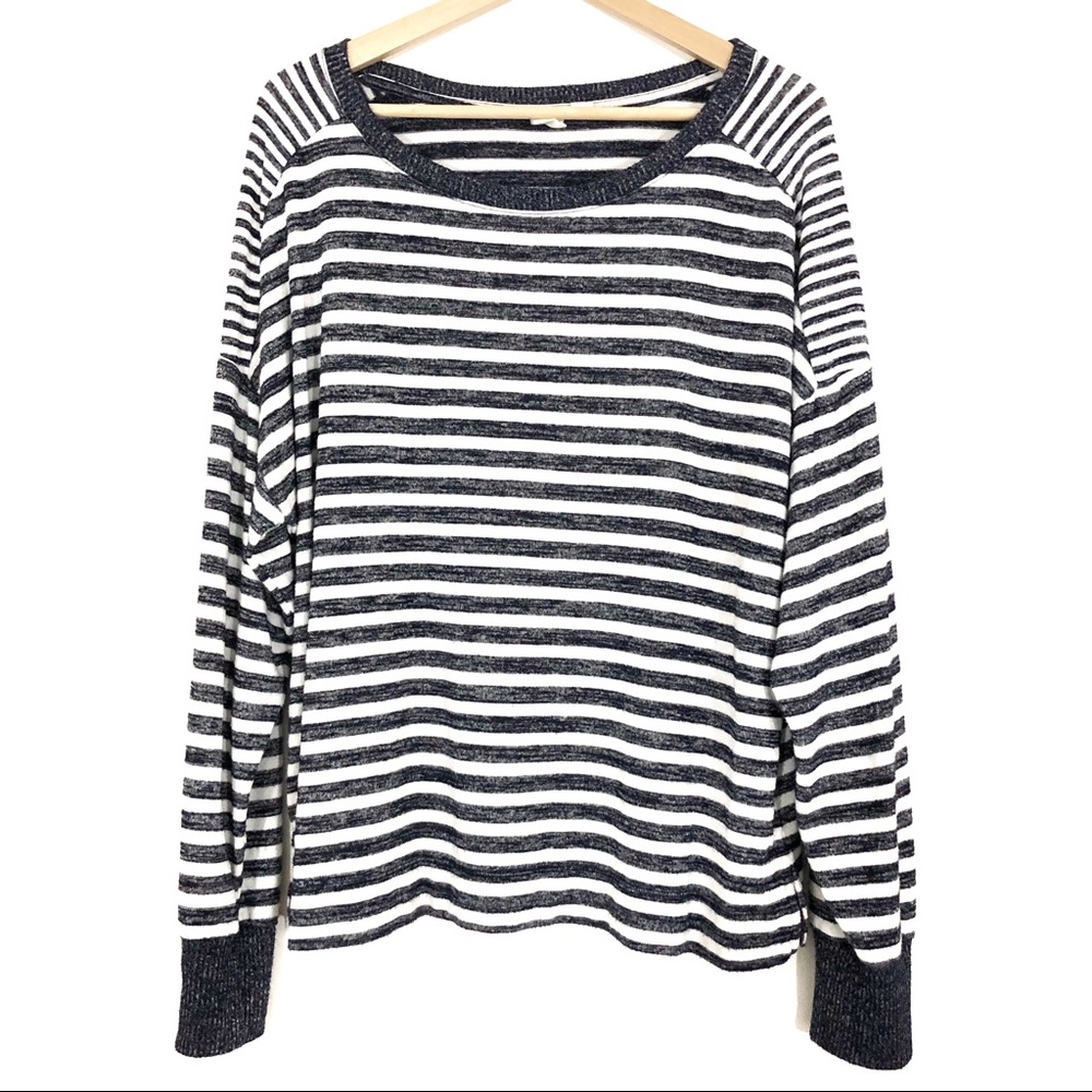 🌿 3 for $25 GAP | Striped Pullover Sweatshirt